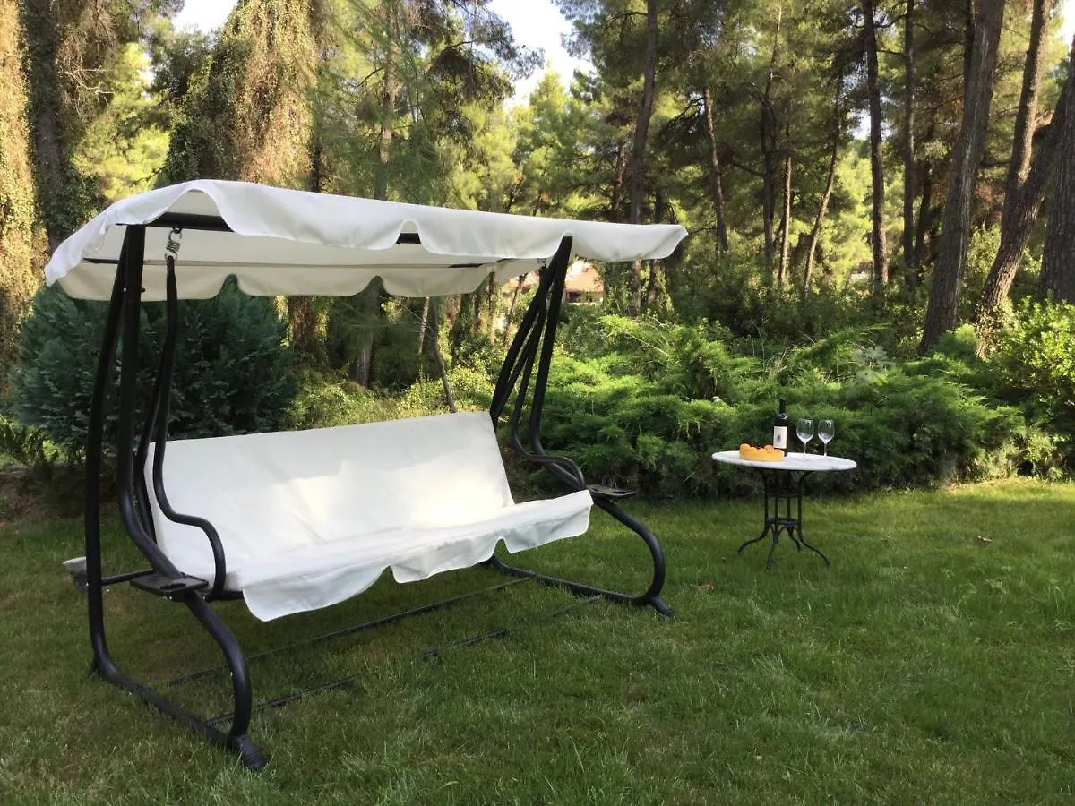 Vakantiehuis Beautiful Summerhouse In Sani'S Pine Forest Sani